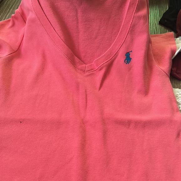 Pink V neck Ralph Lauren tshirt - Picture 3 of 4